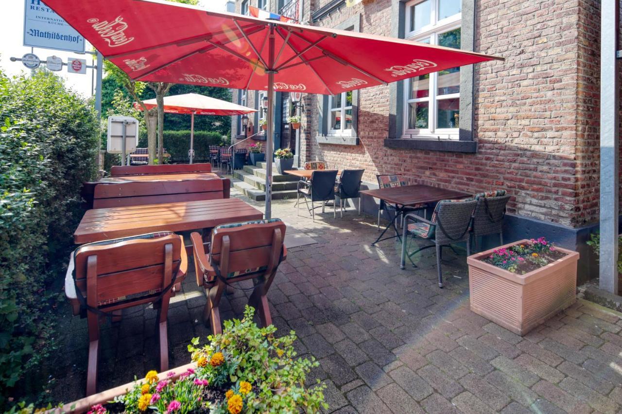 Hotel Restaurant Mathildenhof Pulheim Luaran gambar